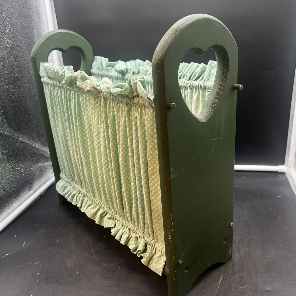 VTG Curtain Magazine Holder Hearts Ditsy Floral Cottagecore Decor Green Ruffle